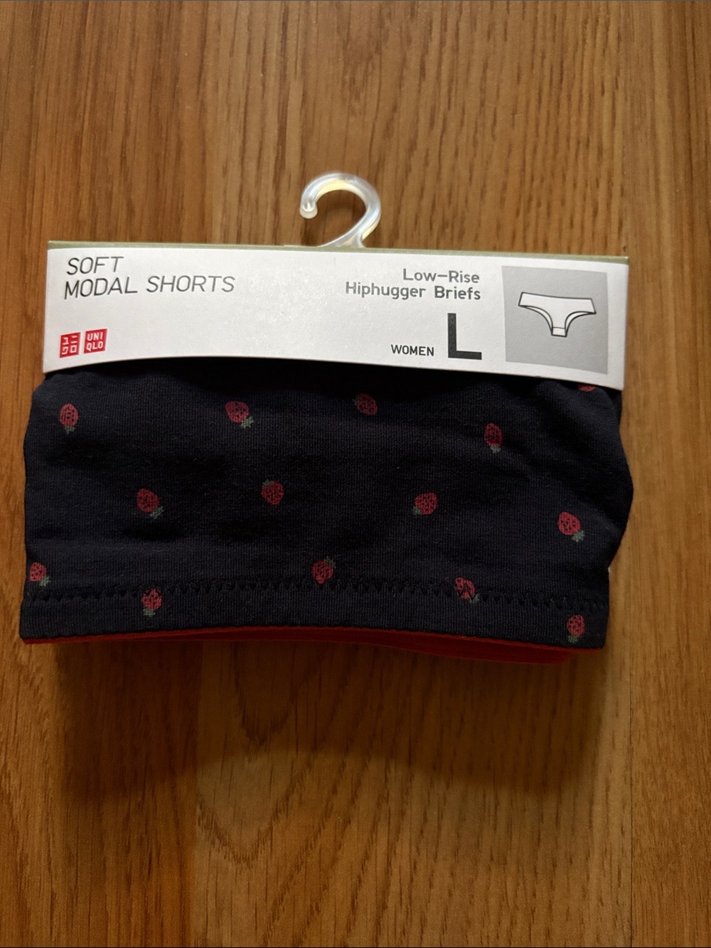 Uniqlo Women’s Hiphugger Briefs | Strawberry